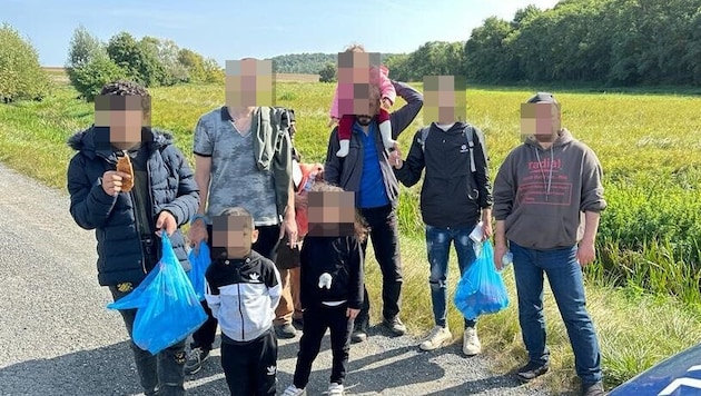Flüchtlingsfamilie im Burgenland aufgegriffen – Bilder wie diese sind selten geworden.
