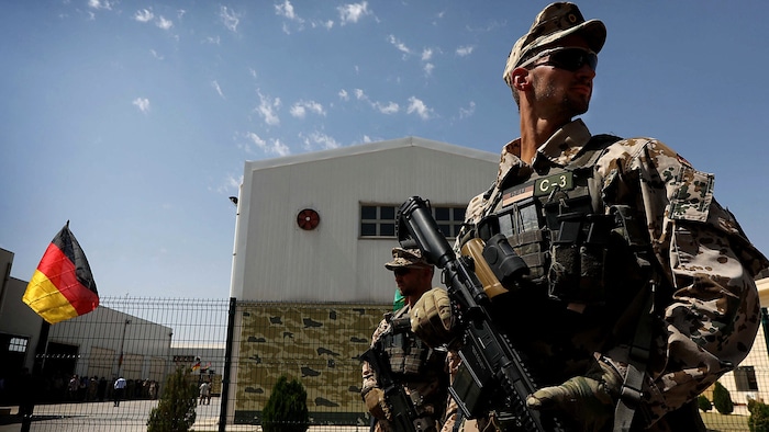Deutsche Soldaten beim Feldlager in Erbil