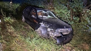 Das Auto des Deutschen ist ein Totalschaden. 