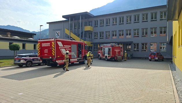 Feuerwehreinsatz in der Volksschule Schwarzach