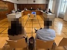 Zwei Landesbedienstete sitzen am Landesgericht Klagenfurt auf der Anklagebank. Es gilt die ...