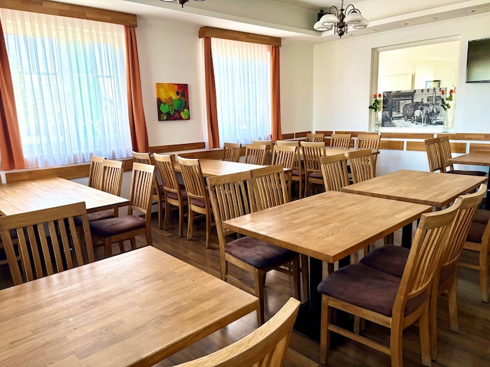 Aus dem Gasthaus Karlich wird „Schumi’s Bistro“.