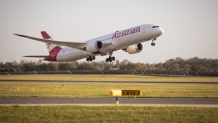 Aktuell fliegen drei moderne Boeing 787 Dreamliner für die Austrian.