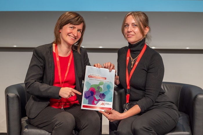 Arbeit, Kinderbetreuung – oft nicht unter einen Hut zu bringen: Regina Gottwald und Viktoria ...