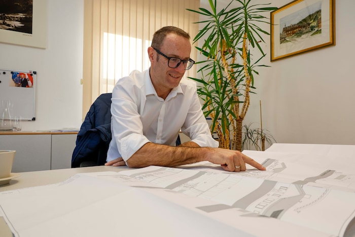 Kleinarls Bürgermeister Wolfgang Viehhauser (ÖVP) freut sich über den neuen Bauhof.