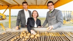 IGE-Obmann Michael Bachl, IGE-Geschäftsführerin Anita Kamptner und LK-NÖ-Vizepräsident Lorenz ...