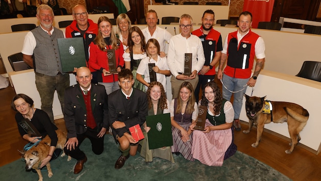 So sehen die strahlenden Gewinner aus! Das prachtvolle Ambiente der Landstube unterstrich die ...