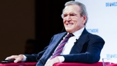 Der ehemalige deutsche Bundeskanzler und SPD-Politiker Gerhard Schröder war von 1998 bis 2005 im ...
