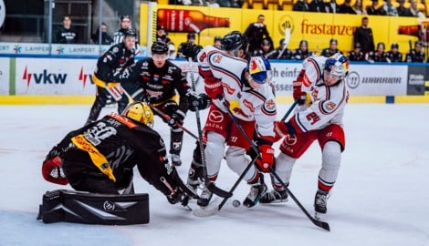 Mathias Böhm (M.) erzielte seinen ersten Saison-Treffer.