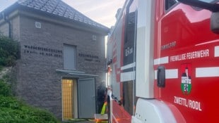 Zwettl an der Rodl kämpft seit Wochen mit einer Knappheit des Trinkwassers. Auch die Feuerwehr ...