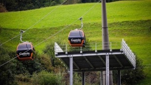 Diverse Szenarien werden durch die Einsatzkräfte geübt.