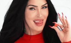 Megan Fox bringt neuerdings Männer mit einer kleinen roten Pille in Fahrt. 