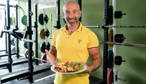 Fitnesscoach Lukas Grigorescu liefert „Krone“-Lesern Tipps für eine ganze Woche.  