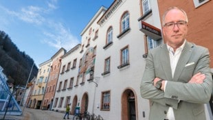Halleins Stadtchef Alexander Stangassinger sieht sich mit einer nie dagewesenen Kampagne gegen ...