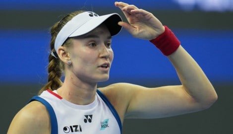 Elena Rybakina verlor bereits im Auftaktspiel in Peking.