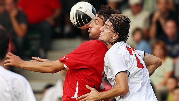 Atdhe Nuhiu spielte für Österreichs U21-Team, dann für den Kosovo. Heute ist er bei Kosovos ...