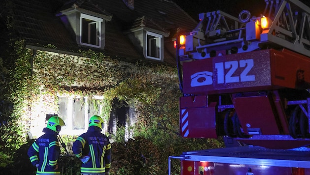Der Brandort, eine Doppelhausanlage in Pasching