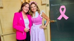 Eva Pölzl und Bettina Weniger-Assinger beim Pink Ribbon 2026 Internationaler Brustkrebstag im ...