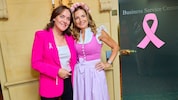 Eva Pölzl und Bettina Weniger-Assinger beim Pink Ribbon 2026 Internationaler Brustkrebstag im ...