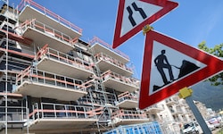 Gebaut wird viel in Innsbruck, günstig wohnen kann man deshalb noch lange nicht. Schöpft die ...