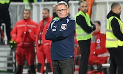Die Platzverhältnisse waren für Teamchef Ralf Rangnick nicht zufriedenstellend. 