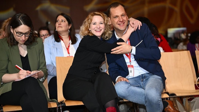 Das neue, etwas widerwillige Übergangs-Duo, das Babler zur Seite gestellt wird: Ministerin ...