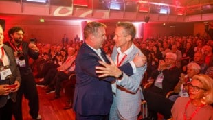 Noch-SPÖ-Chef Babler gratulierte im Juni Neo-Salzburg-Chef Eder.