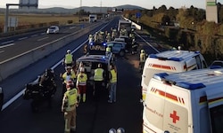 Ein Auffahrunfall in der Nähe von Graz forderte am Sonntagnachmittag die Einsatzkräfte.