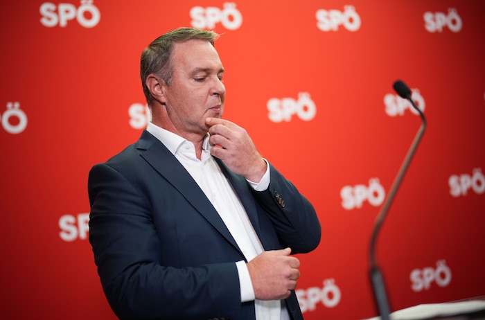 Noch nicht ganz weg: Andreas Babler will den Übergang an der SPÖ-Spitze begleiten.