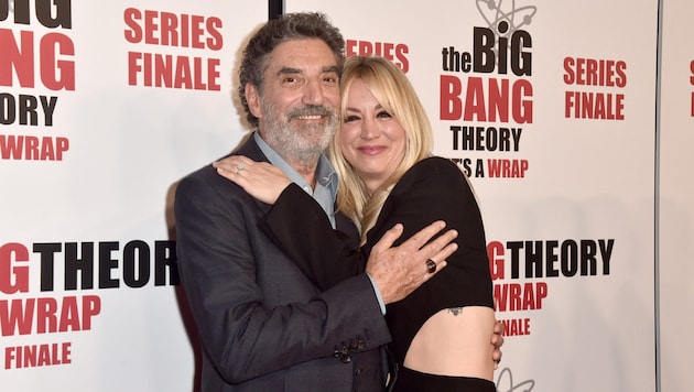 Kaley Cuoco und Produzent Chuck Lorre bei der Party nach dem Serienfinale von „The Big Bang ...