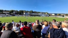 Fast 1400 Fans sorgten beim Derby in Ybbs für eine Topkulisse.