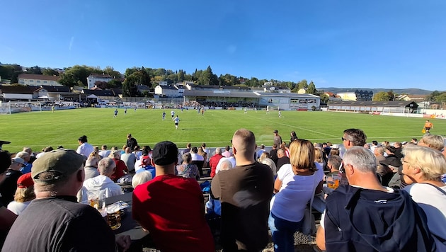 Fast 1400 Fans sorgten beim Derby in Ybbs für eine Topkulisse.