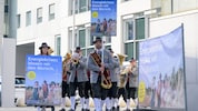Kapellmeister Christoph Meissl und sein Team aus Ernstbrunn bläst der Windkraft jetzt einen ...