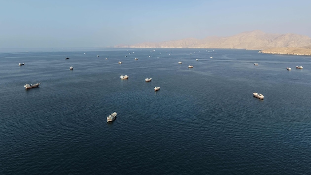 Mehr Schiffe wagen wieder die Durchfahrt durch die Straße von Hormuz.