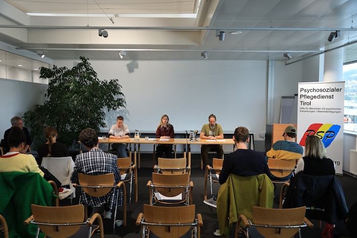 Margaretha Kapferer, Jolanda Stricker und Andreas Reisigl (v. li.) beim Pressegespräch