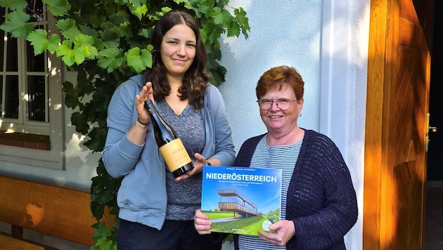 Am 16. Oktober um 18 Uhr präsentiert Ferchländer (re.) ihr Buch am Weingut Frank – im Bild mit ...