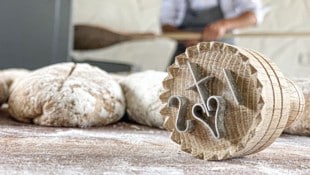 Mit viel Gefühl, Geduld und Leidenschaft hat Spitzenkoch Thomas Hofer das Brotbacken für sich ...