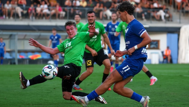 Orlando-Rahim Azzef geigt beim Regionalligisten groß auf.
