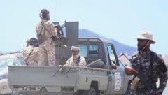 Jemenitische Regierungstruppen haben am Montag Erfolge gegen die Houthi-Milz gemeldet.