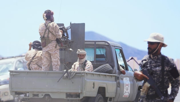 Jemenitische Regierungstruppen haben am Montag Erfolge gegen die Houthi-Milz gemeldet.