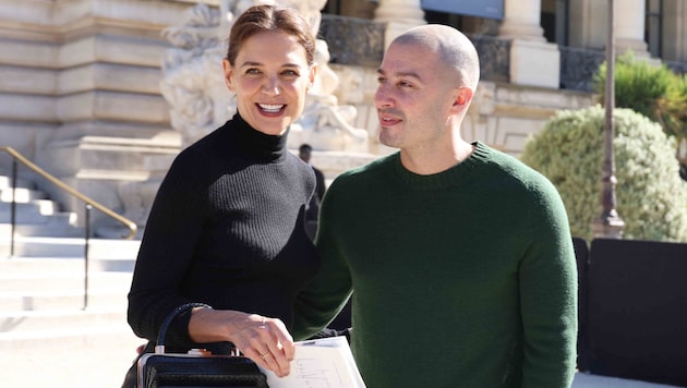 So offen hat man Katie Holmes lange nicht mehr erlebt! Bei der Paris Fashion Week zeigte sich ...