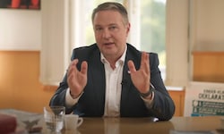 Andreas Babler ruft in einem Video die SPÖ-Mitglieder zur Einigkeit auf und verweist auf die ...