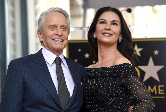 Michael Douglas bestreitet, dass er Zeta-Jones zurückgewinnen musste.
