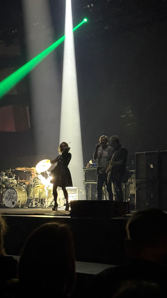 Baich Seite an Seite mit den Rocklegenden von Deep Purple bei deren Konzert am Montag in Wien.