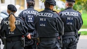 Die Polizisten fürchten vor allem einen hohen Gehaltsverlust.
