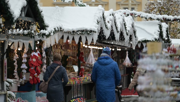 Beim Klagenfurter Christkindlmarkt soll es auch ein „Schneetreiben“ anderer Art gegeben haben ...