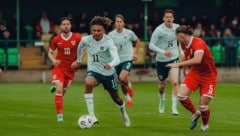 Österreich holt sich einen klaren Sieg gegen Wales.
