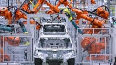 Der deutsche Autobauer Porsche setzt an sämtlichen Hebeln an, um Kosten zu sparen (Symbolbild).