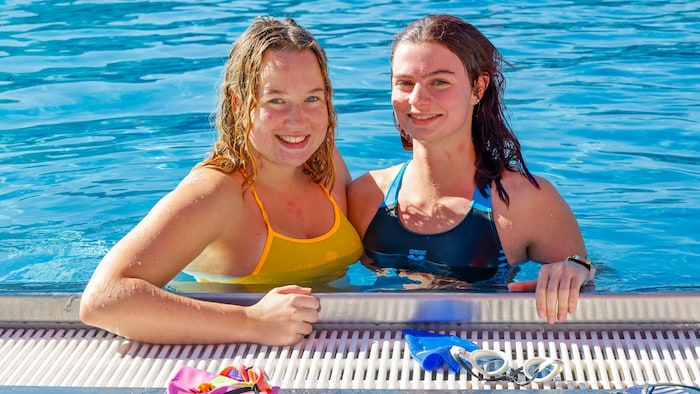Zoe und Helena war nicht bewusst, dass nun Schluss ist mit dem Draußenbaden.