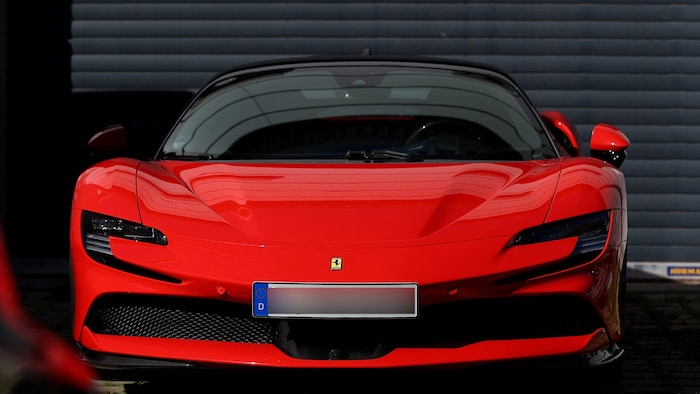 Ein Ferrari SF90
